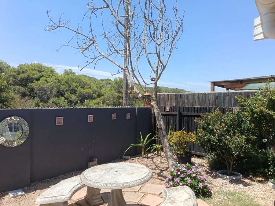 2 Bedroom Property for Sale in Kleinkrantz Western Cape